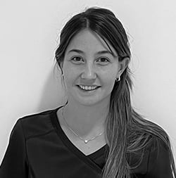 DRA-LUCIA-PITTETA-ESPECIALISTA-EN-ORTODONCIA